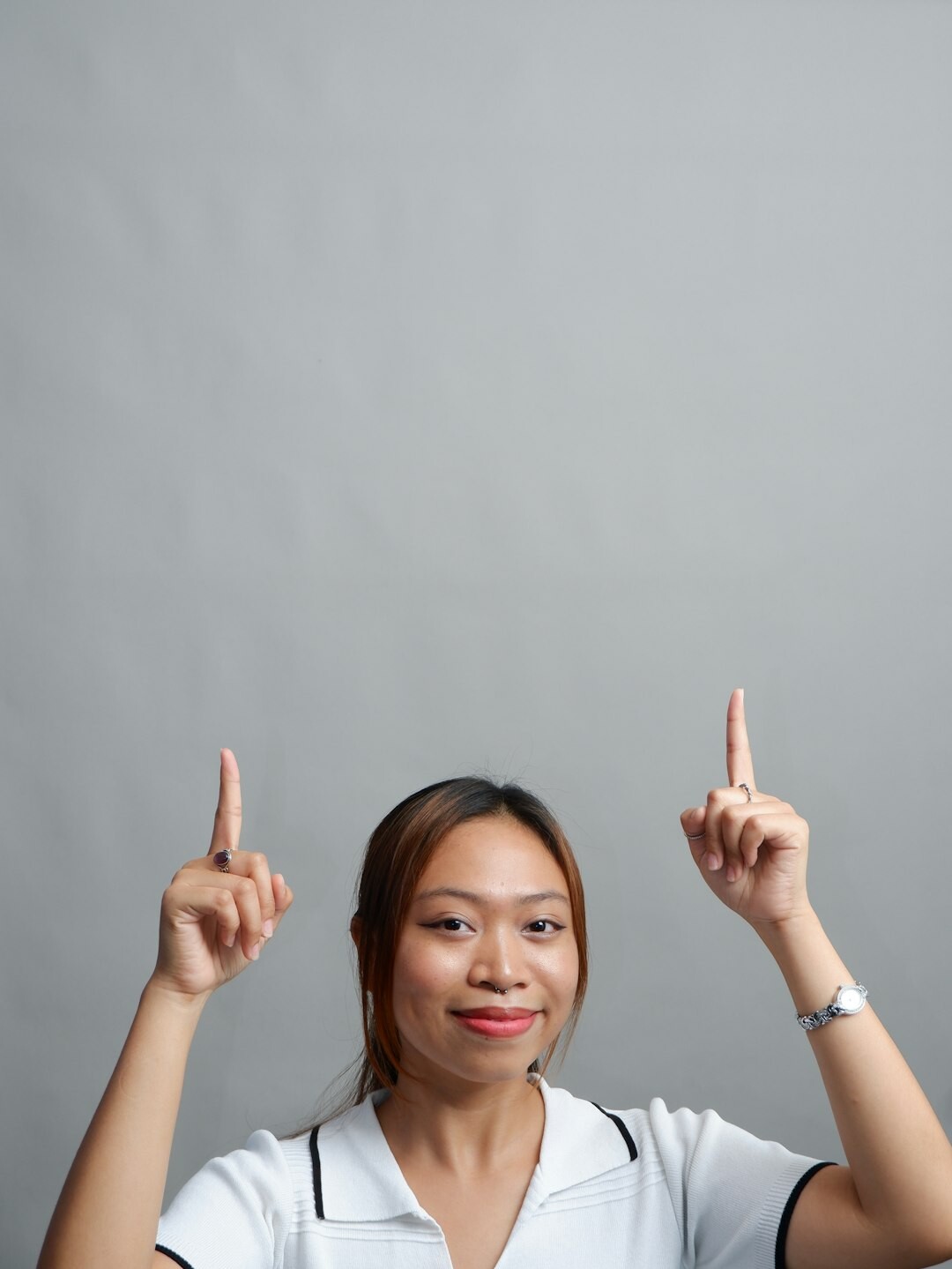 Portrait of a friendly woman customer support coordinator